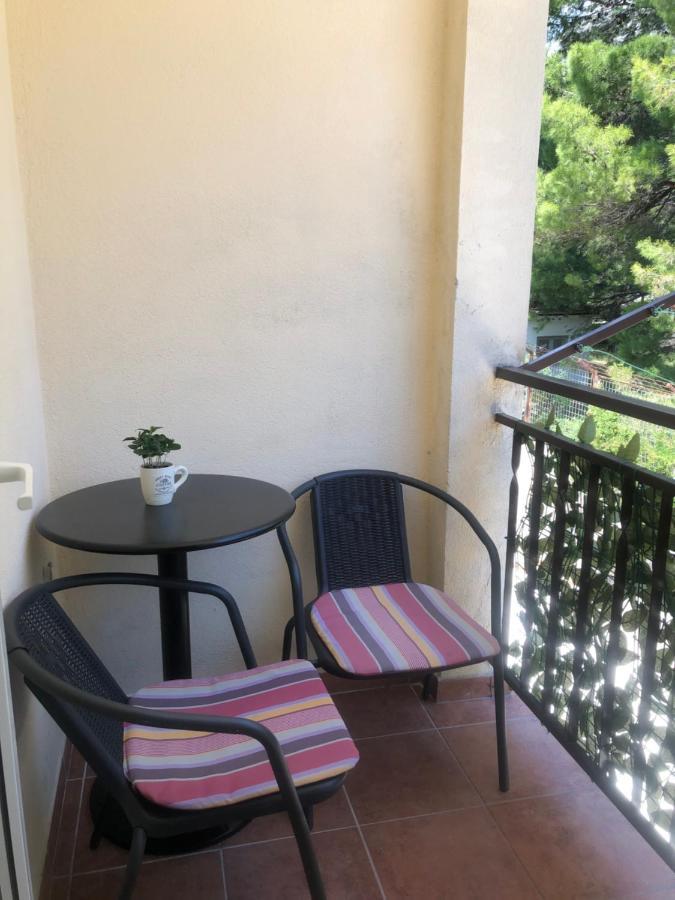 Apartmani Lisicina Omiš Exterior foto